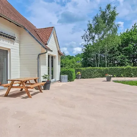 Ferienhaus 3 Bedroom Amazing In Carrouges